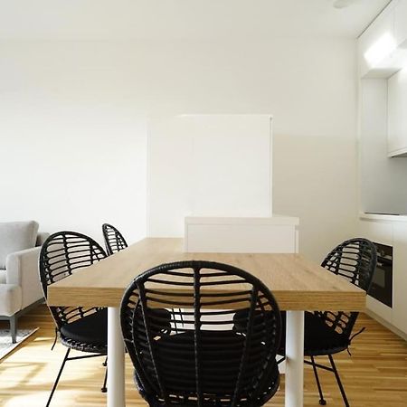 Apartment With Terrace Near Metro Station And Spa Виена Екстериор снимка