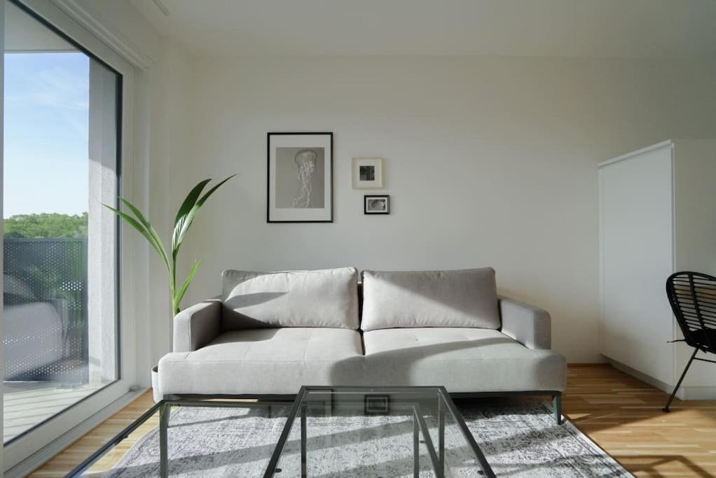 Apartment With Terrace Near Metro Station And Spa Виена Екстериор снимка